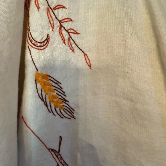 Embroidered Cream Poncho - Picture 4 of 6